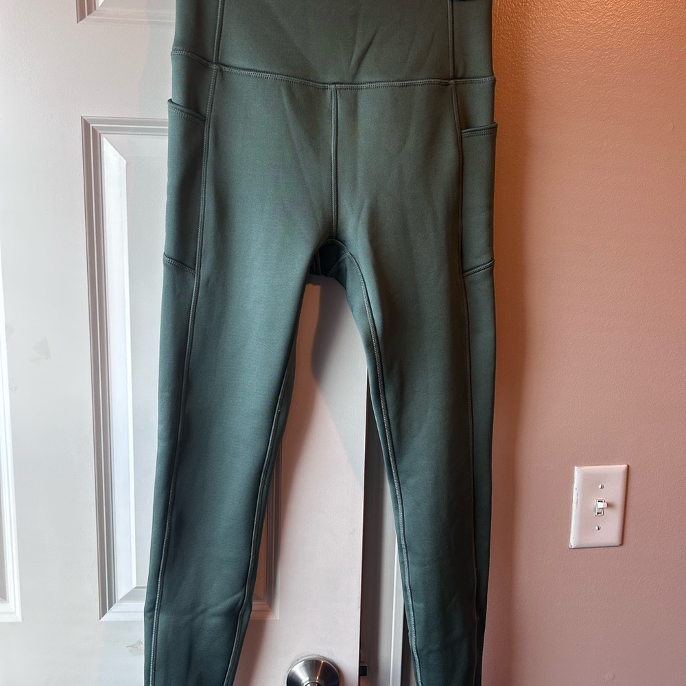 Green High-Waisted Leggings
